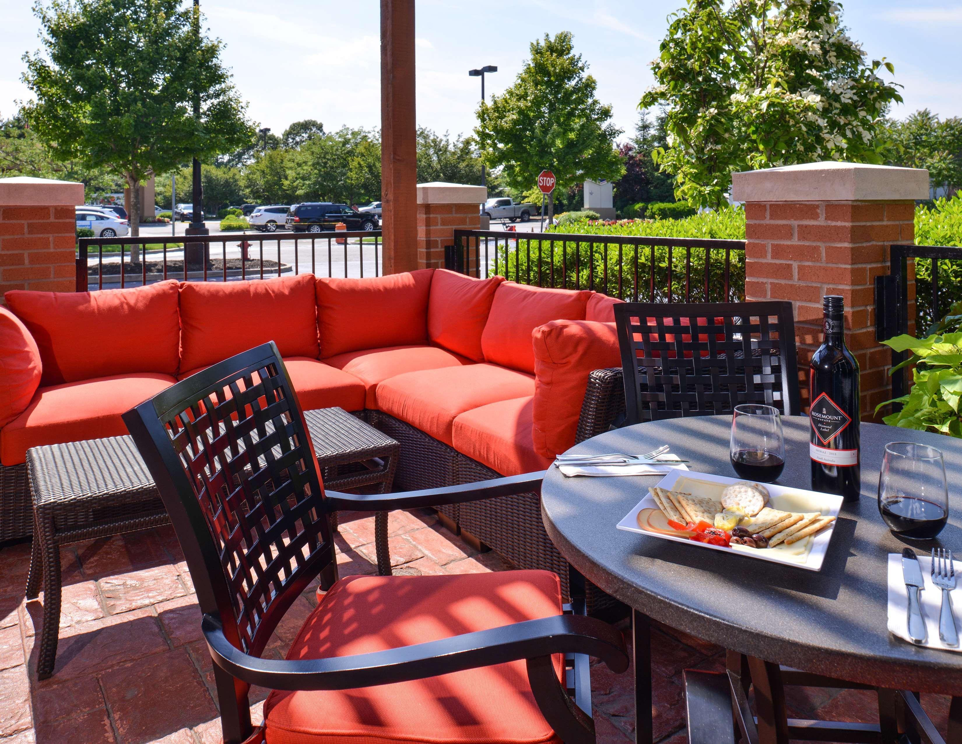 Hyatt Place Garden City Eksteriør bilde