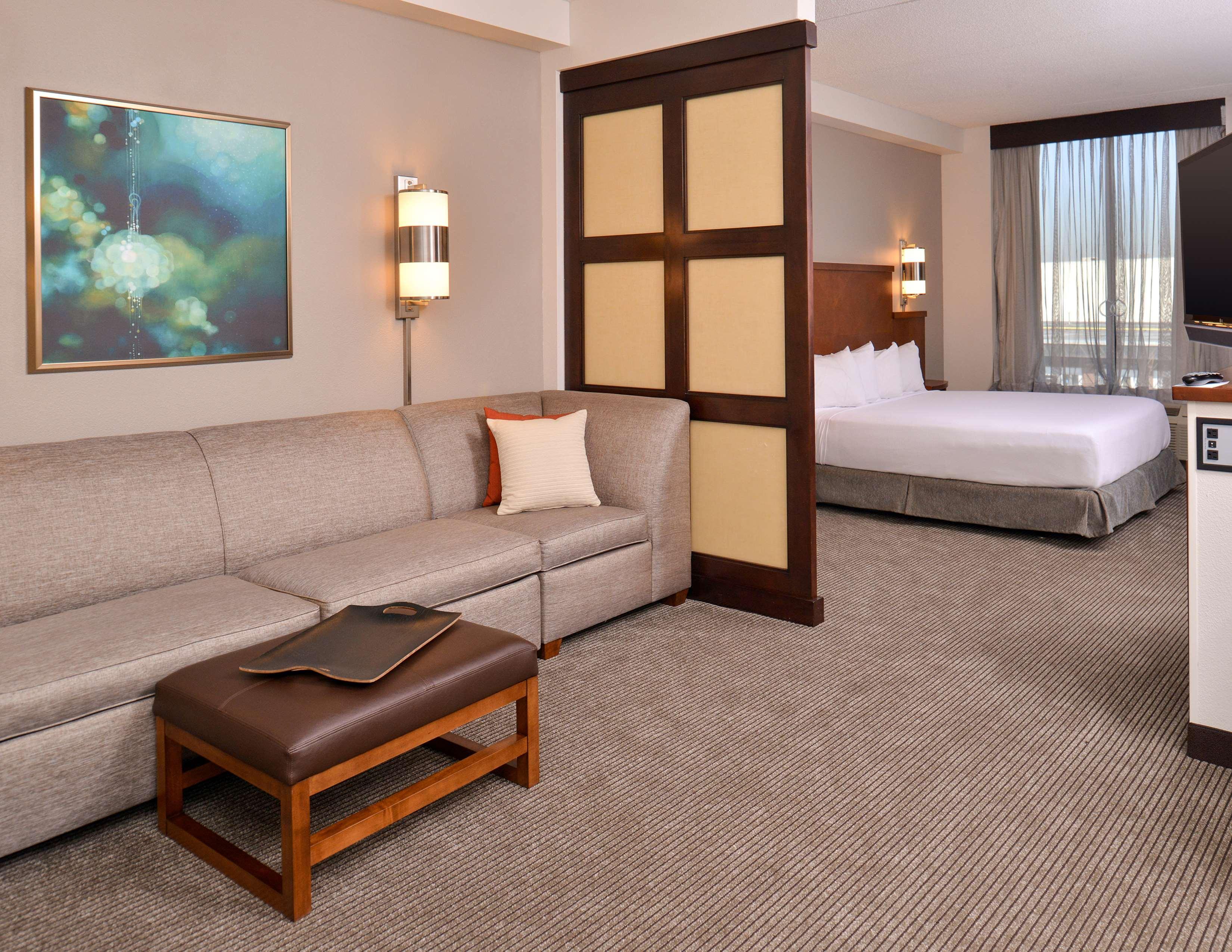 Hyatt Place Garden City Eksteriør bilde