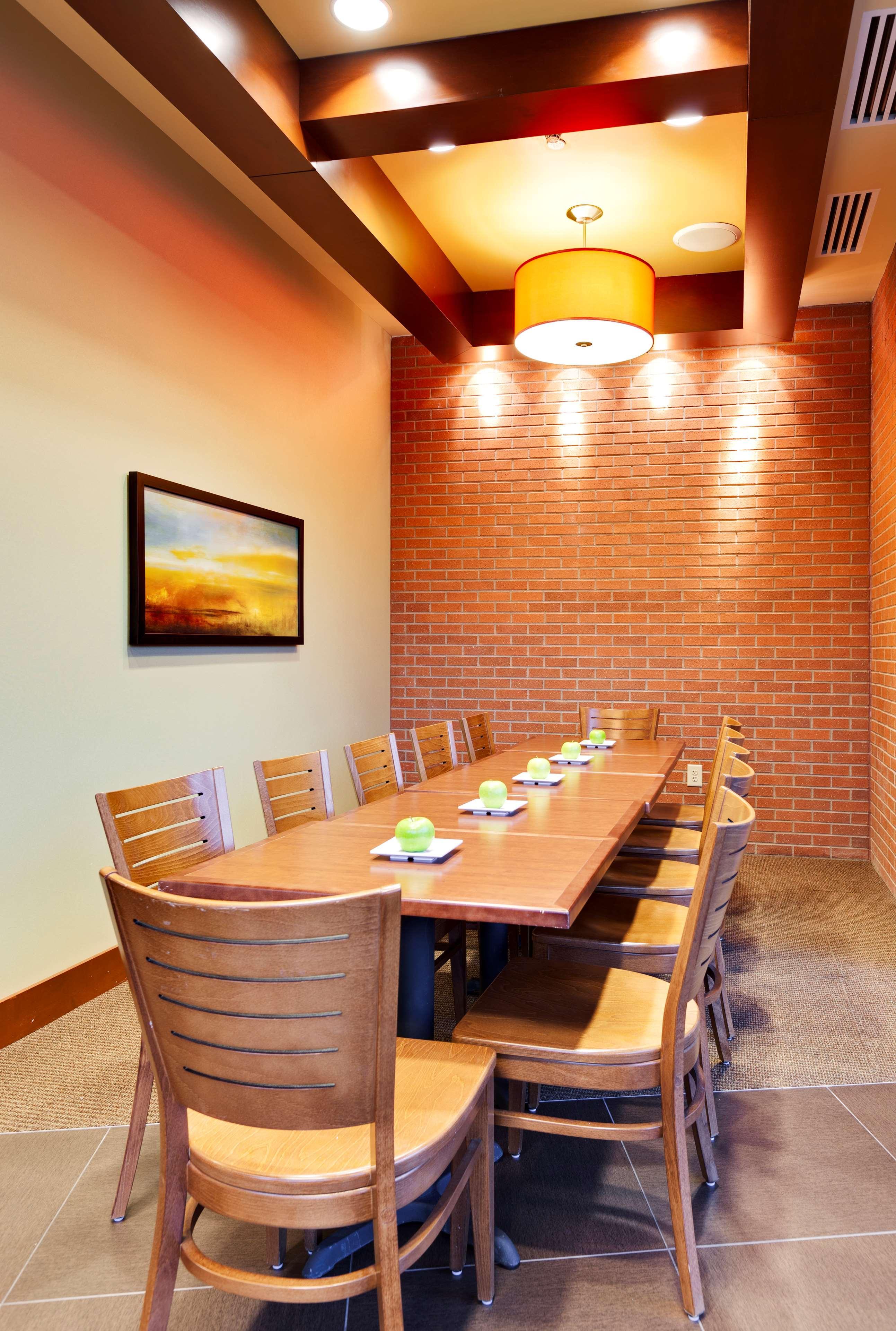 Hyatt Place Garden City Eksteriør bilde