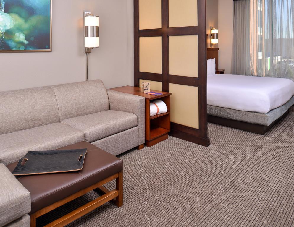 Hyatt Place Garden City Eksteriør bilde